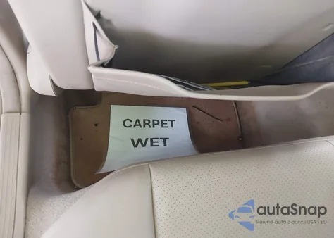 2014 Mercedes-Benz C 250 Sport из США, поврежденный, VIN WDDGF4HB9ER313678